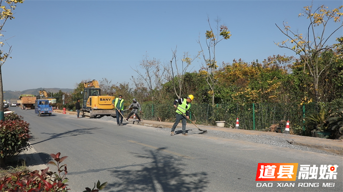 道县:道清公路升级改造 “窄路扩宽”助力群众便捷出行5_副本.png 道县:道清公路升级改造 “窄路扩宽”助力群众便捷出行5_副本.png