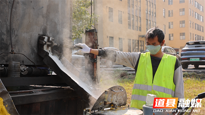 道县工业大道东环段大修工程进入收尾阶段3_副本.png 道县工业大道东环段大修工程进入收尾阶段3_副本.png