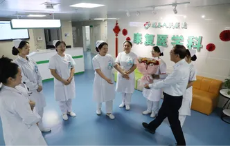 湖南道县：迎接国际护士节   致敬白衣天使（组图）