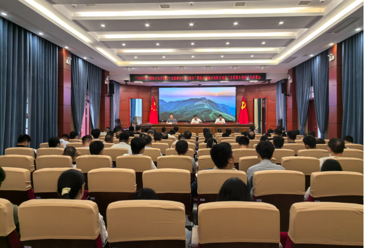 道县：700名志愿者蓄力护航龙船竞渡