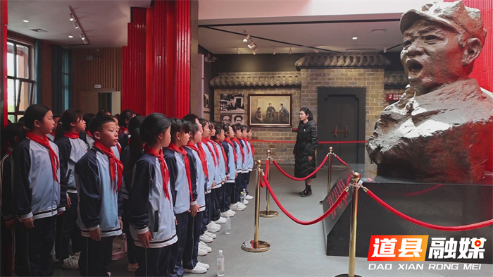道县：打造“我的树湘情”红色教育品牌 让思政课“活”起来5_副本.jpg