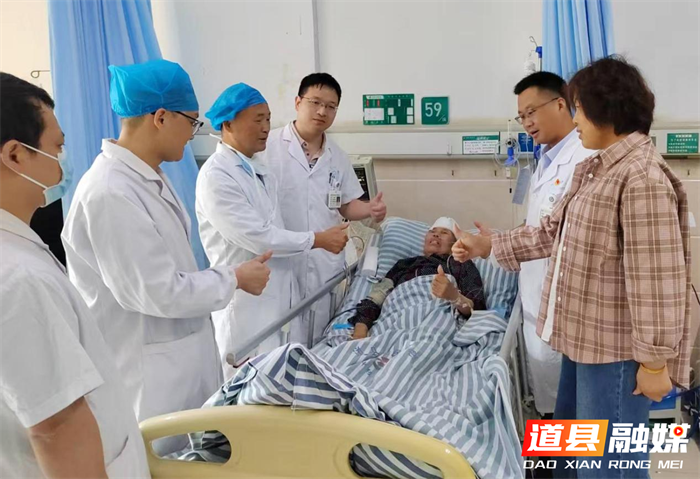 道县：生命禁区突围！八旬老人脑内“拆弹”，“鹅蛋”肿瘤安全切除！3_副本.png