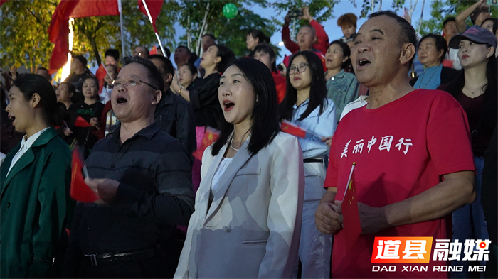 道县无人机灯光秀：以科技为笔绘文化画卷 点燃城市激情6_副本1.png