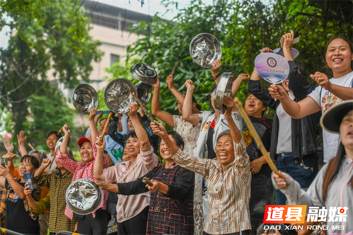 百龙巡游：气势磅礴的潇湘盛景3_副本.png