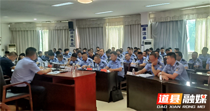 道县交警召开2025年高考交通安保工作部署会2_副本1.png