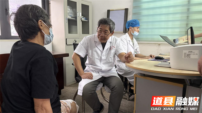 医疗服务提升年︱道县中医医院：打造“博士后人才引进”工程，节省异地就医成本3_副本.jpg
