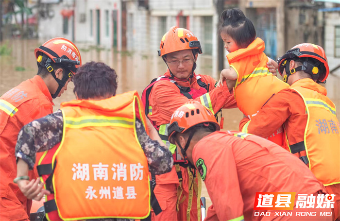 十七年如一日！道县消防王帅以青春热血绘就万家安宁画卷1_副本.jpg