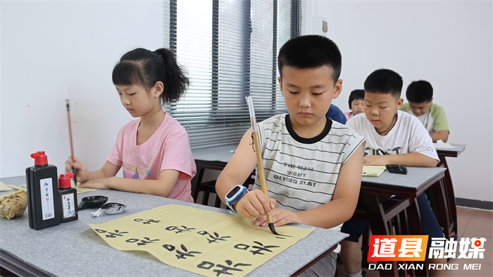 道县：缤纷艺术课堂点亮多彩暑期生活4_副本.png