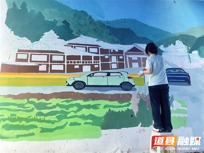 道县横岭瑶族乡：瑶乡白墙绘彩卷，易地搬迁展新颜2_副本.jpg