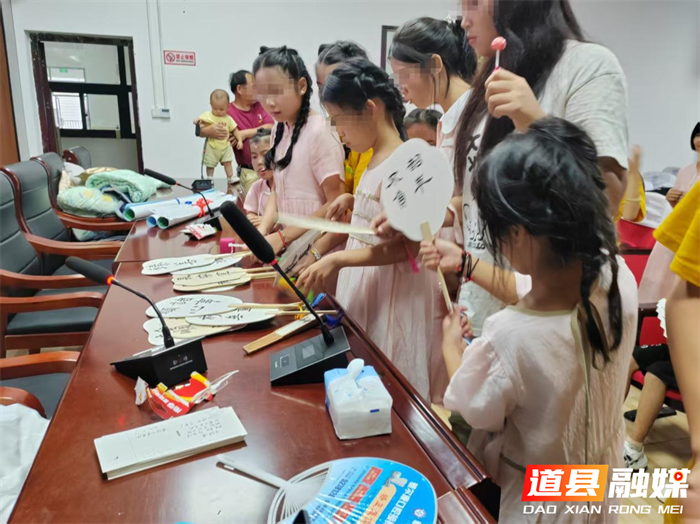 道县：“逆风飞翔”公益成长营温暖落幕3_副本.png