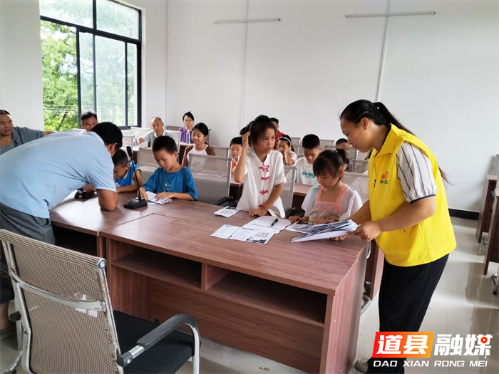 桥头镇开展防溺水宣传活动 守护青春伴成长2_副本.png