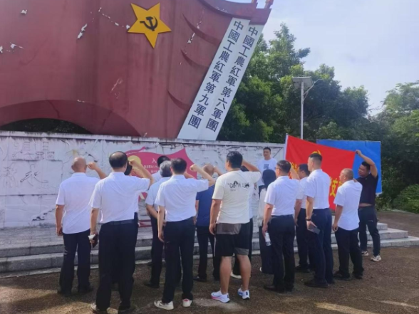 道县商务局机关党支部开展 “七一” 主题党日活动