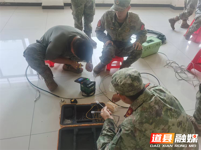 道县：发改局牵线，新能源企业“入营”参训，共筑国防后备力量3_副本.png