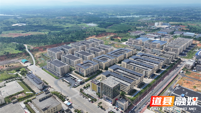 道县：新型显示器产业集群效应凸显 上下游协同构建全链条发展生态4_副本.png