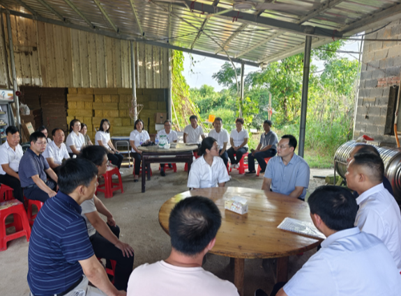 视频｜唐超学参加县人大代表小组主题活动 