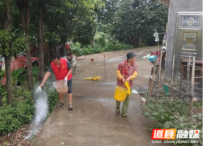 道县营江街道：积极行动防“蚊病”，多措并举护健康1_副本.png