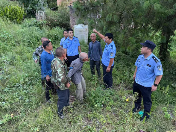 道县警民联动14小时全力搜寻   八旬走失老人终平安归家