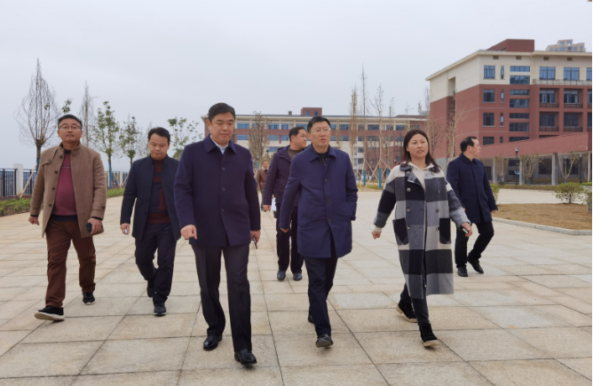 省教育厅领导来道视察芙蓉学校项目建设及学位建设工作