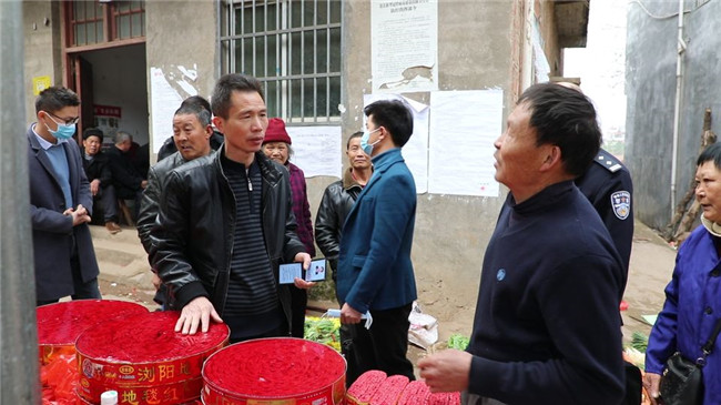 0205道县：持续开展烟花爆竹“打非治违”行动 消除春节安全隐患03.jpg