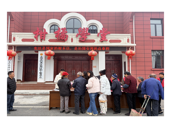 回龙圩管理区总工会开展2025年“宪法宣传周”系列法治宣传活动