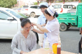 义诊下乡送健康 暖心守护“夕阳红”——回龙圩管理区开展老年人及慢病群体免费体检义诊活动