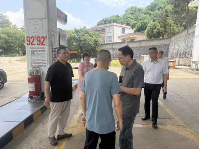 市人大社会建设委开展安全生产专题调研