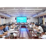 陈飞主持召开溶洞保护利用“小快灵”立法座谈会