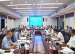 陈飞主持召开溶洞保护利用“小快灵”立法座谈会
