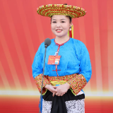 沈燕希：旧艺新做 让挑花融入现代生活 | 直击代表通道