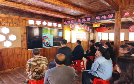 张雪机车“冠军流量”怎么留？舒家村乡人大代表进站谋“甜蜜产业”新发展