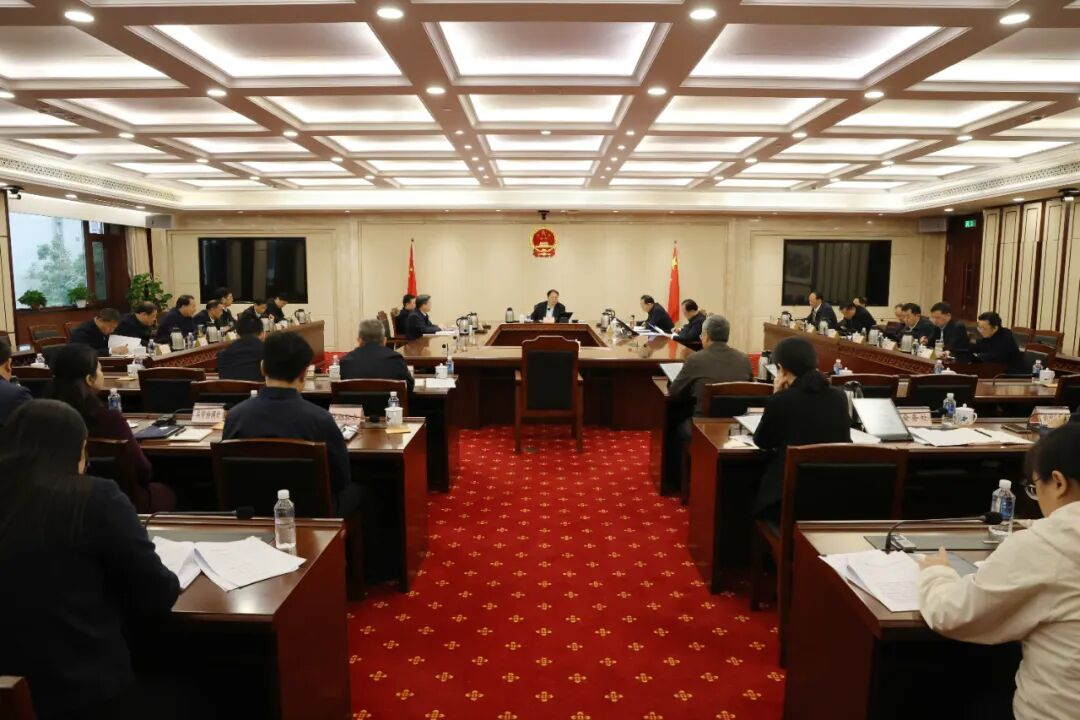 省十四届人大常委会第六十二次主任会议举行 决定省十四届人大常委会第十九次会议11月25日至27日在长沙举行