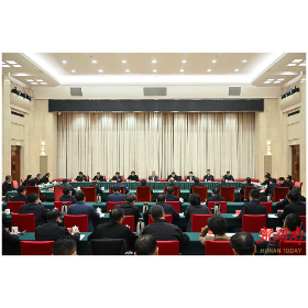 沈晓明主持十二届省委理论学习中心组第六十次集体学习