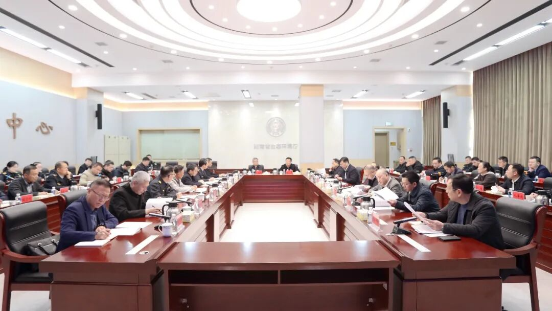 陈飞在省生态环境厅调研时强调：凝聚合力同题共答 持续深入打好蓝天碧水净土保卫战