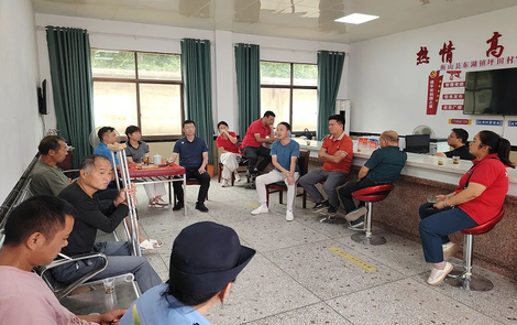 东湖镇：代表建言“同沟铺设” 聚力破解民生难题