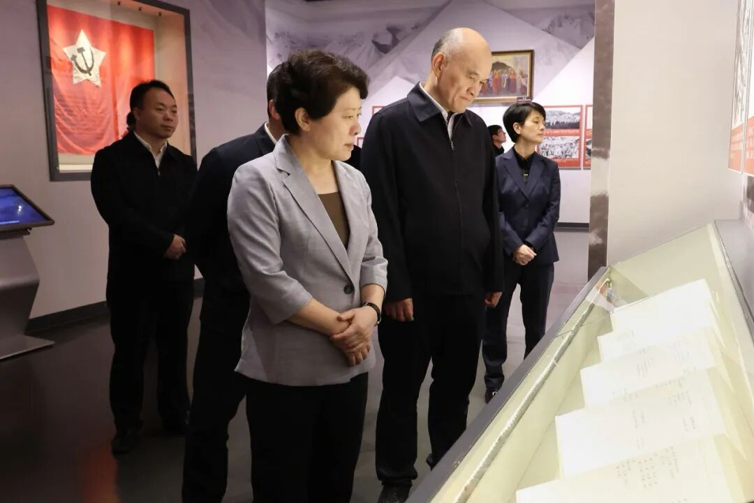 吴桂英在张家界调研