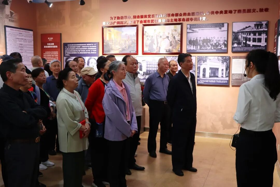 省人大常委会机关离退休干部职工党总支赴郴州开展学习参观活动