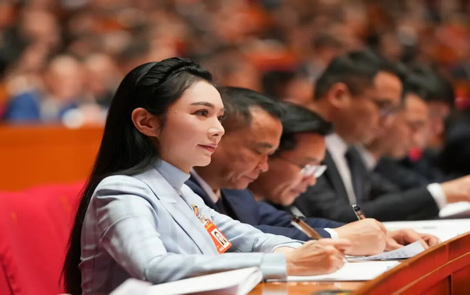 【代表好声音】尹峰：为湖南民生改善与高质量发展鼓与呼