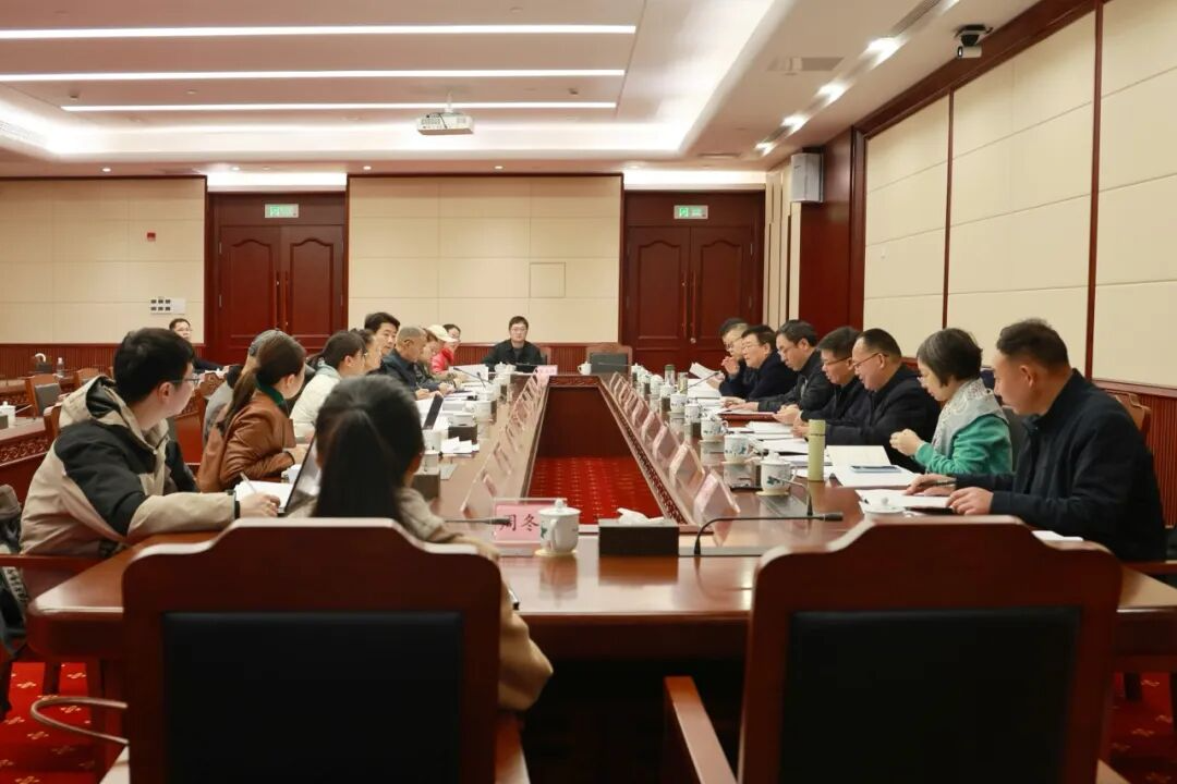 陳飛主持召開《湖南省資源循環(huán)綜合利用若干規(guī)定（草案）》立法專班工作會議