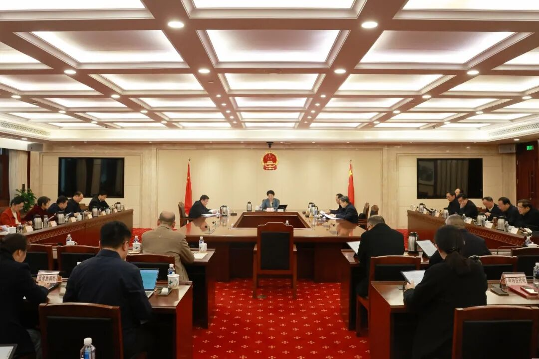 湖南省人大常委会部署树立和践行正确政绩观学习教育