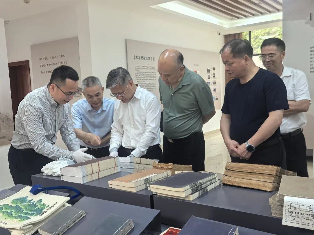 胡旭晟率队开展立法调研时强调  突出五个鲜明导向  推动我省哲学社会科学繁荣发展