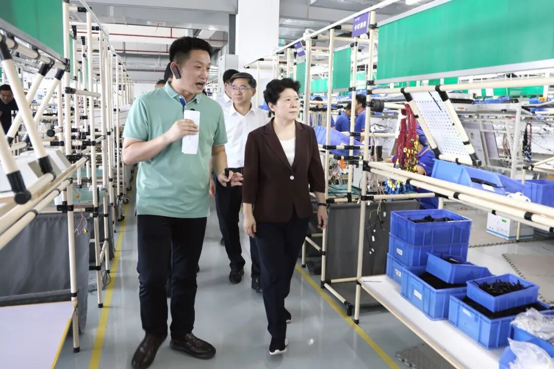 吴桂英率队在永州开展执法检查时强调同题共答助力美丽湖南建设