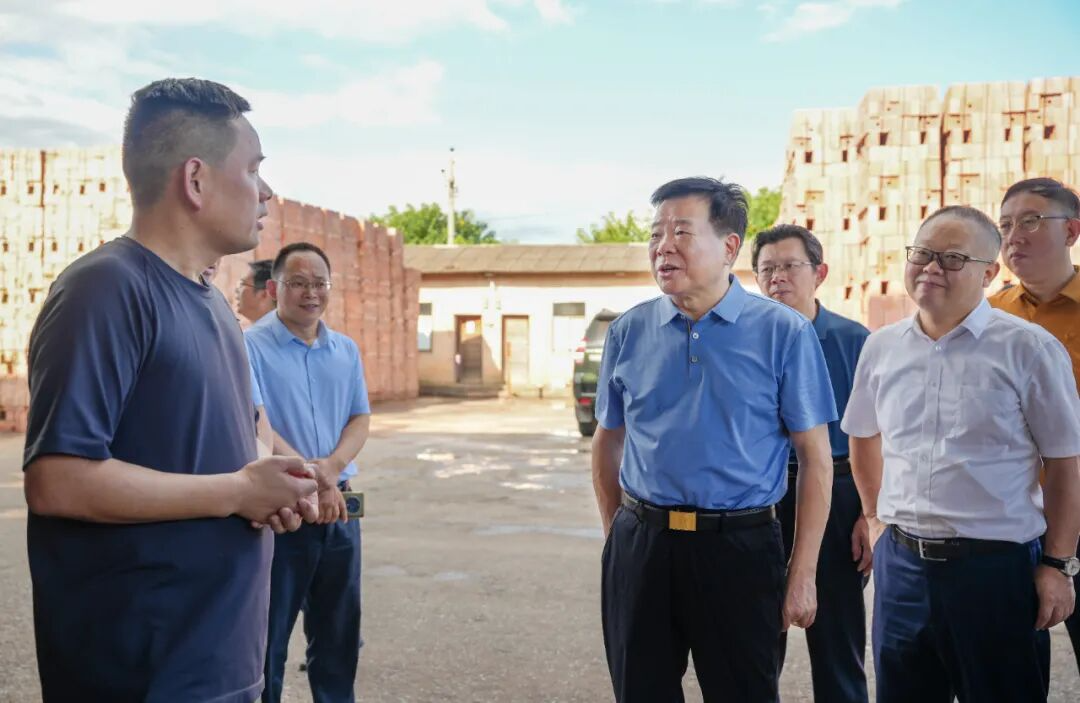 陈飞率队赴株洲市开展大气污染防治相关法律法规执法检查