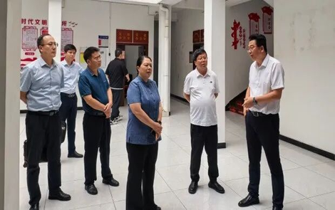 建好“民意窗”，架稳“连心桥”