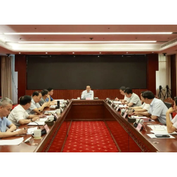杨浩东主持召开贯彻落实省委十二届十一次全会精神、推动省政府第十次全会工作安排实施座谈会