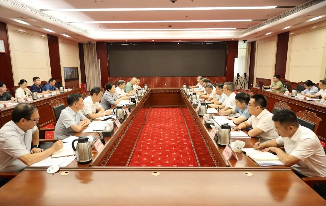 吴桂英主持召开专题调研座谈会 为推动生产性服务业高质量发展汇智聚力