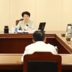 省十四届人大常委会举行第八十一次主任会议   决定省十四届人大常委会第二十五次会议9月20日至23日在长沙举行