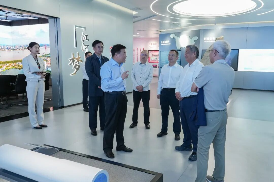陈飞率队赴河南、湖北学习考察环资与农业农村等工作