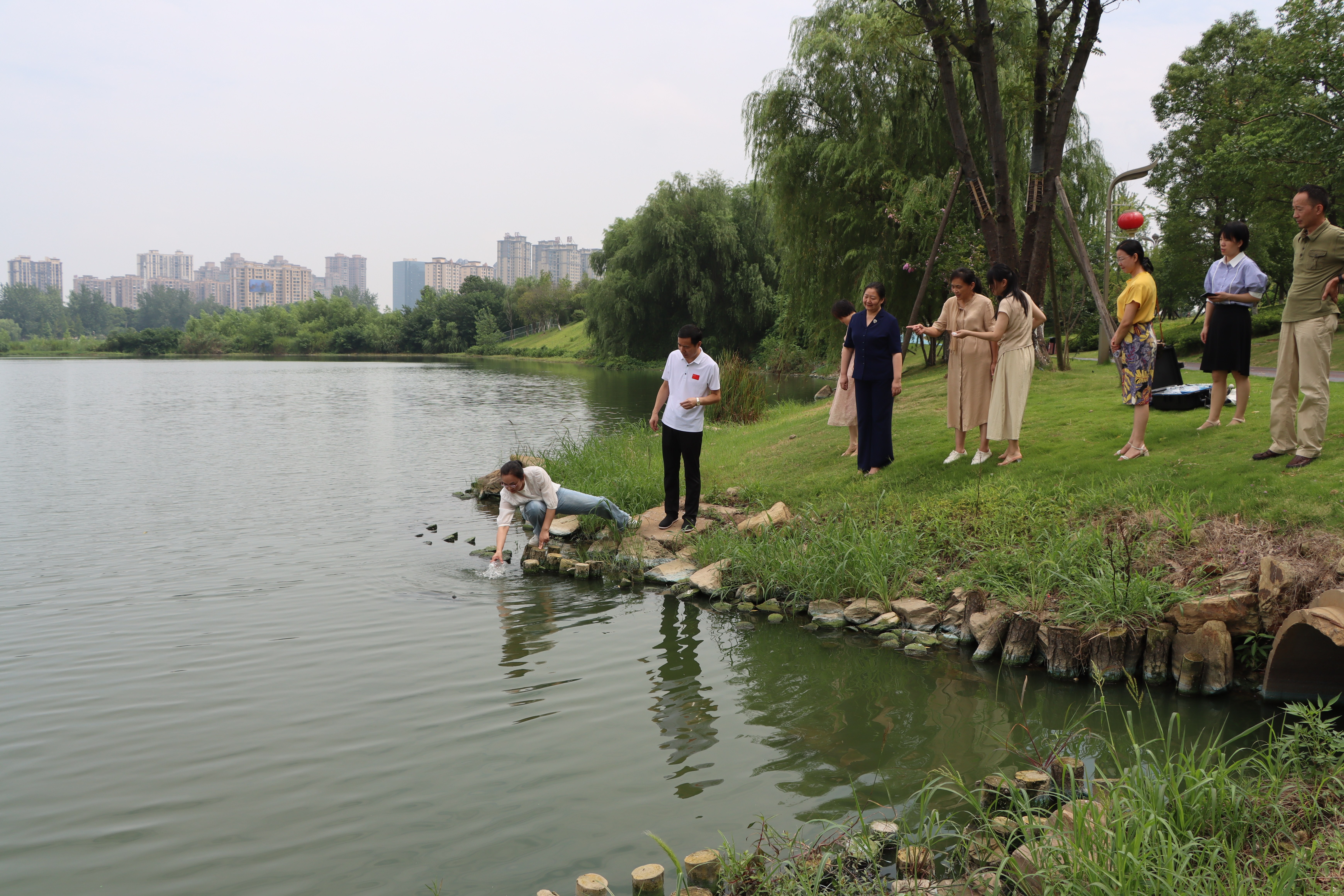 微信图片_20230717153221_副本.jpg