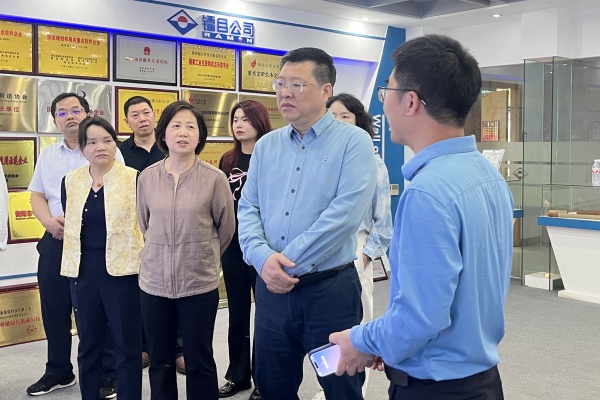 b6c09283ead78ce7f5a4c1bbbcf4d6e2 - 副本 (1).jpg b6c09283ead78ce7f5a4c1bbbcf4d6e2 - 副本 (1).jpg