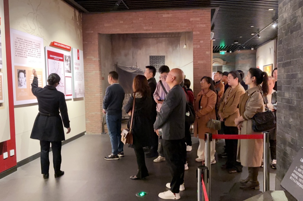 微信图片_20251104100747_19_381_副本.jpg 微信图片_20251104100747_19_381_副本.jpg